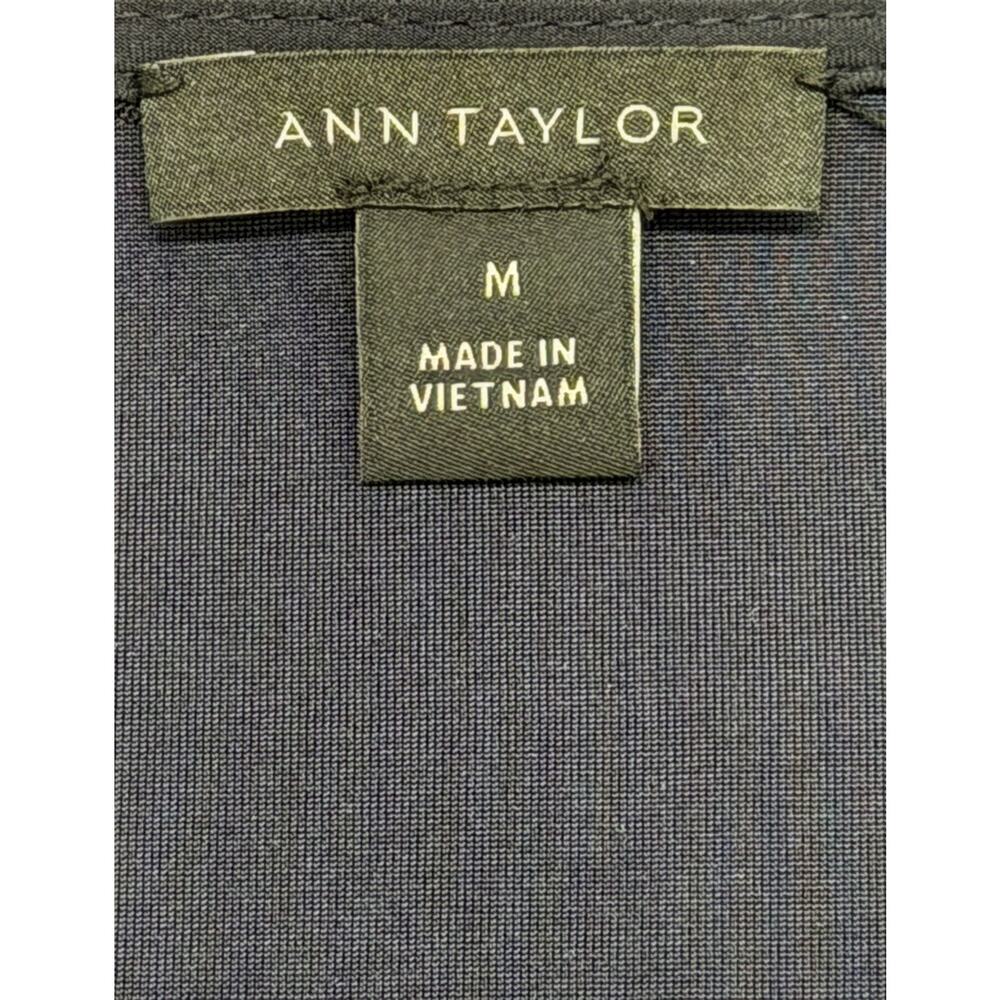 Ann Taylor Womens M Navy Blue 3D Circle Applique Blouse Bell Sleeve V Neck Lined - Picture 2 of 8